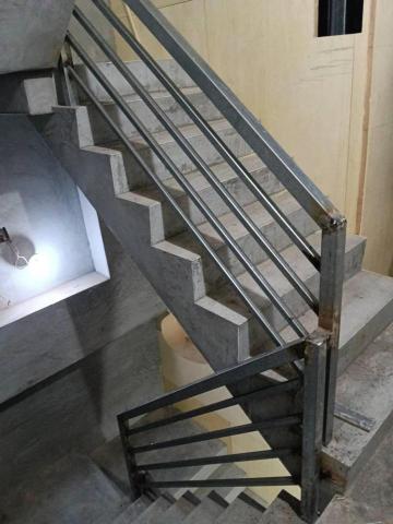 霖彬屋簷鋼鐵工程行 - 