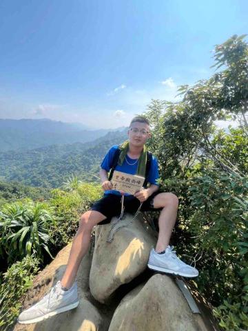 提供室內裝潢板服務的專家王耀德