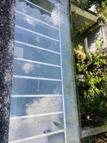 志維 個人工作室 - 文山區  採光罩矽利康翻新及清洗 施工前