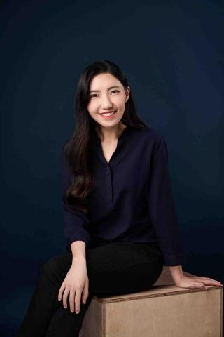 提供法文服務的專家Viola