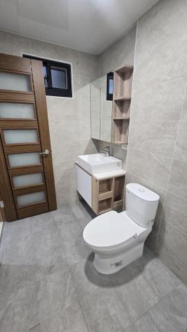 吉誠水電工程 - 衛浴設備，鏡／盆櫃更換安裝