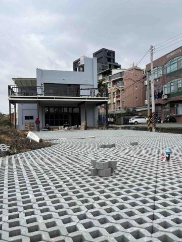 龍潭曾師傅：專業透水磚純代工