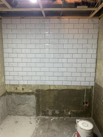 泥景澄工程行 - 通豪飯店全浴室打底防水貼磚加天花板工程含拆除清運