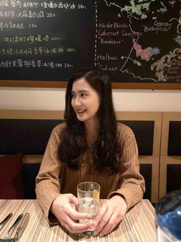 提供北投高中服務的專家王馨