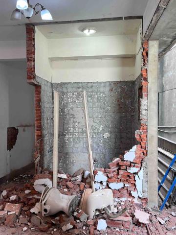 順富工程行（居家修繕》 - 廁所翻新擴建打除「後」