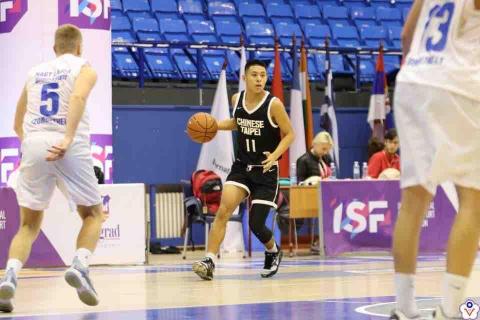 提供籃球歌服務的專家林靖瑱