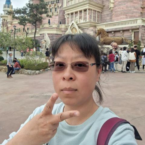 提供臨時託嬰服務的專家樊秋君