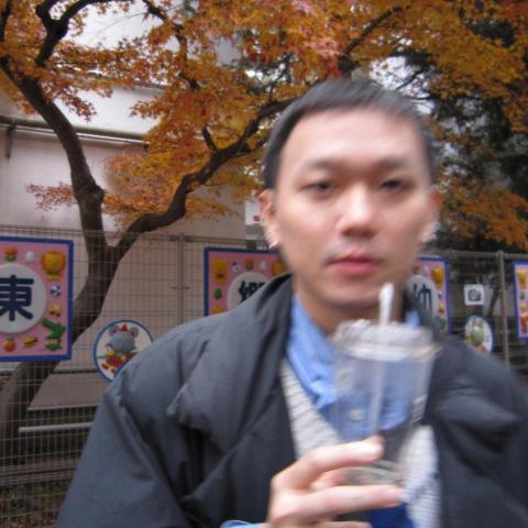 提供服裝服務的專家__leaway__