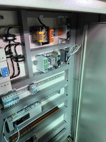 高雄銓安水電 - 控制箱設計及配線