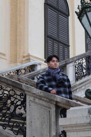 提供線上家教服務的專家劉沛恩