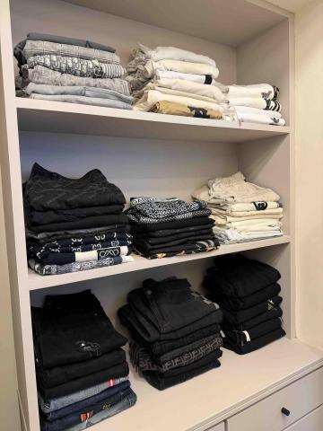 收納整理師 小寶 - 褲子款式顏色分門別類