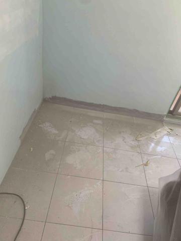 豐揚塗裝  油漆粉刷 、各式漆料噴塗、木作裝潢舊翻新、烤漆 - 剃除塑膠貼紙踢腳板