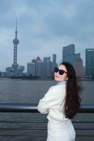 提供編髮服務的專家姿宇