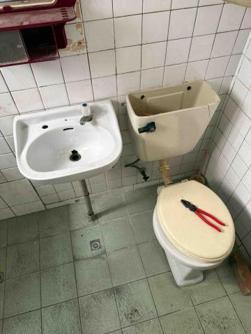 徐 Yujia - 水箱及臉盤損壞