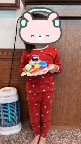 姚采伶 - 黏土課程紀錄：繽紛馬卡龍（點心盤/吊飾）