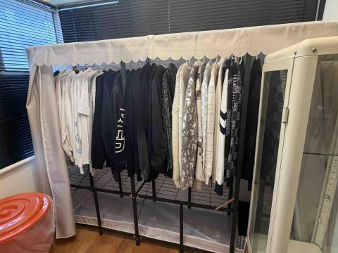 收納整理師 小寶 - 大學踢 帽踢 毛衣區（深淺，衣架分別）