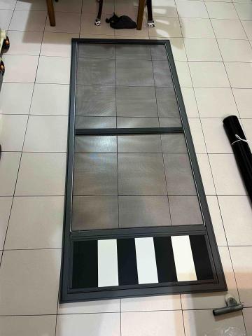 彭裕強 - 訂做紗門