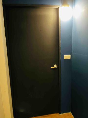 陳俊嘉 - 木門油漆