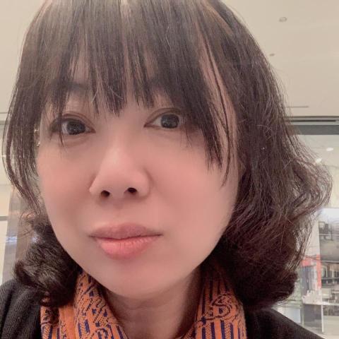 提供刻印字體服務的專家Vivienne LIN