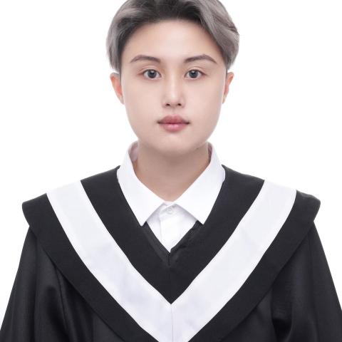 提供範本ppt服務的專家張婷萱