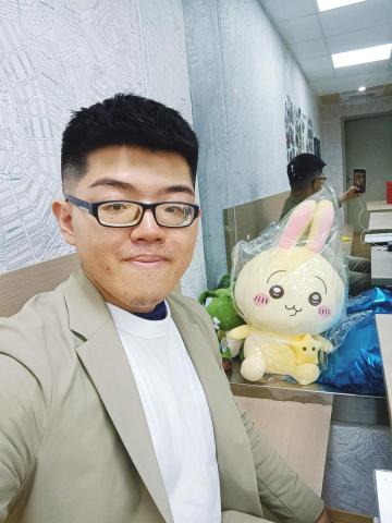 提供訴訟服務的專家鄭舜鴻