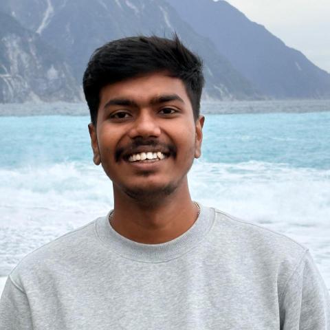 提供多平台數據分析服務的專家SOUVIK MAITI