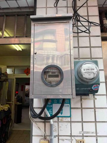 璟宸水電裝潢-李福祐 - 台電外線更換