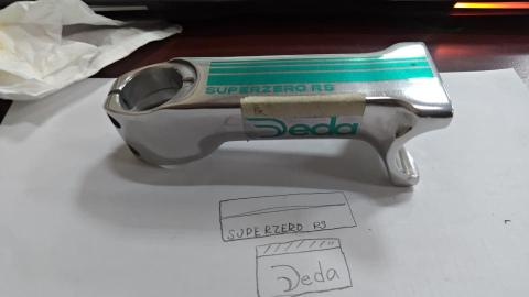 鑫益企業社 - 噴砂前，遮噴貼標作業（字體留亮面狀態）