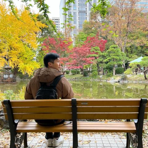 提供前端後端服務的專家許銘忠