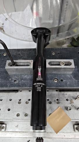 鑫益企業社 - 自行車座管雷雕
