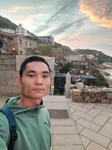 提供人工草皮服務的專家個人工作室