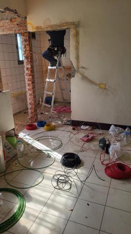 群勝工程 - 室內總幹線，開關，插座，弱電，網路換線工程