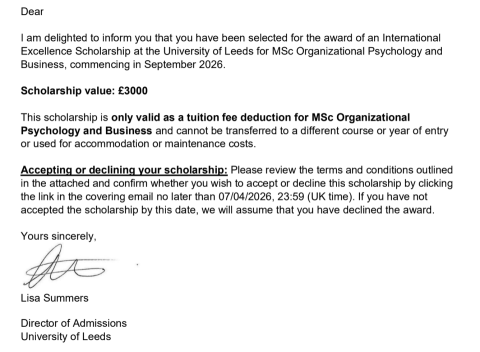 Amber｜IELTS 7.5 家教｜體驗課 $500 - 獲得Leeds International Excellence Scholarship.