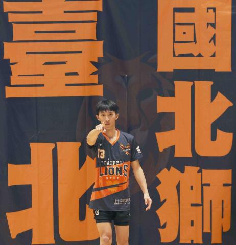 提供612排球服務的專家洪晨祐