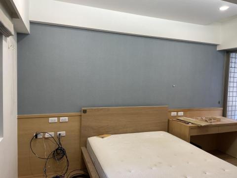 邱鎮平 - 床頭主牆施作