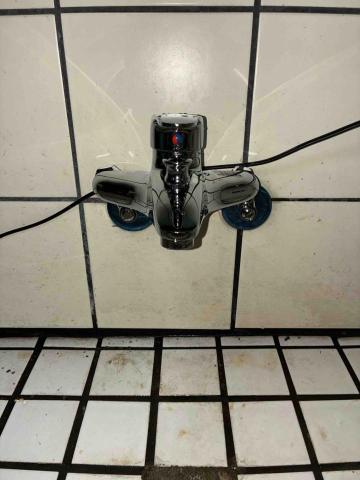 陳冠廷 - 水龍頭更換