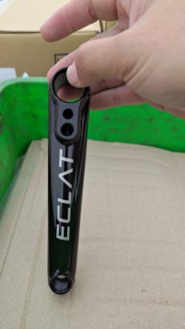 鑫益企業社 - 自行車曲柄貼無膜標
