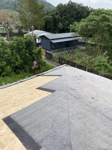 許淙閔 - 屋頂鋪防水毯