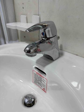 佳銓水電空調工程行 - HCG龍頭及臉盆安裝