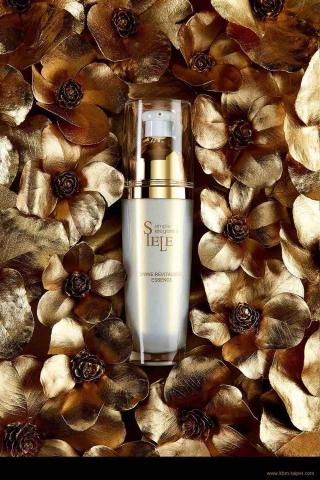 K.B.M Photography Studio - 化妝品形象