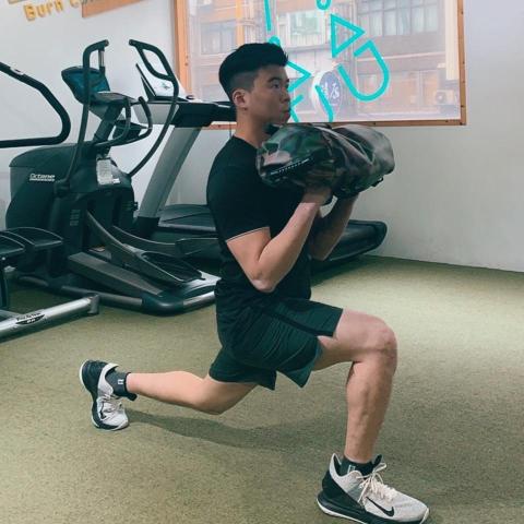 提供hiit有氧服務的專家Eric