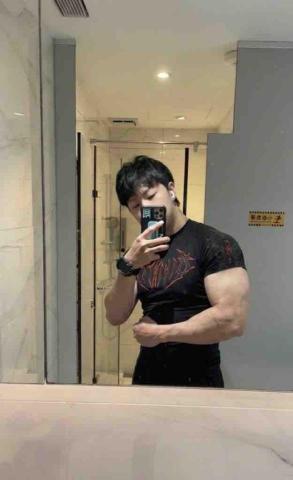 提供營養學系服務的專家Jasper&mdash;運動科學碩士生&營養系畢業