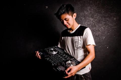 提供dj音乐服務的專家DJ阿杜(Realize)