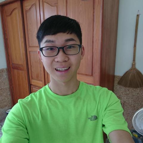 提供感應燈泡服務的專家洪先生