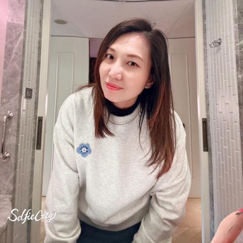 提供oppoa57配件服務的專家Eva