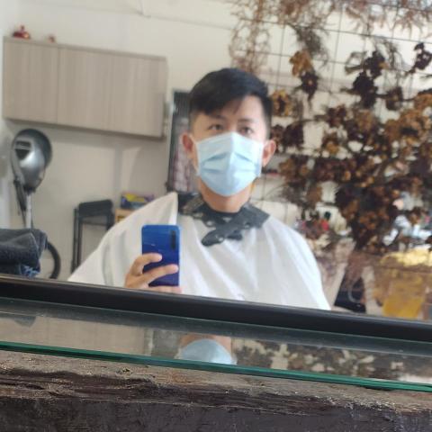 提供所得稅信用卡服務的專家黃則