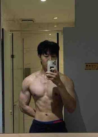 Jasper&mdash;運動科學碩士生&營養系畢業 - 