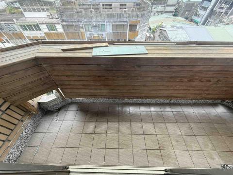 威禹磁磚專業施工 - 