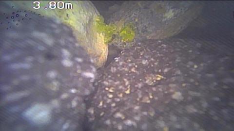 衣塵不染清潔企業社  浪淘沙水刀疏通排水管 - 鵝卵石在管道