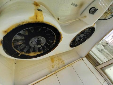 阿秋清洗洗衣機/抽油煙機/冷氣/水塔 - 排油煙機拆洗